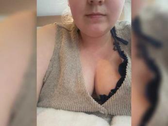 Carolin — Bongacams stream photo (Mar 2026)