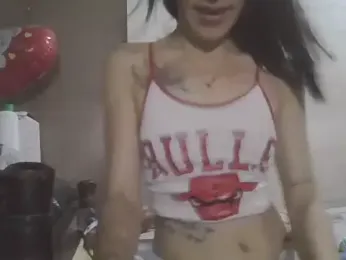tuperraliz — Stripchat stream photo (Apr 2026)