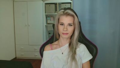 KristineSensual — Cam4 stream photo (Mar 2026)