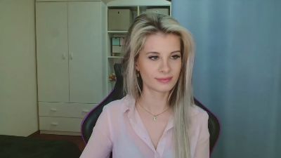 KristineSensual — Cam4 stream photo (Mar 2026)