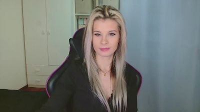 KristineSensual — Cam4 stream photo (Mar 2026)