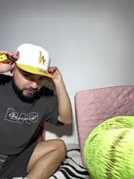 bella_valencia — Stripchat profile photo