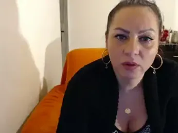 MissElla — stripchat