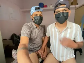 jellypuffie_22 — stripchatでウェブカムモデルオンライン