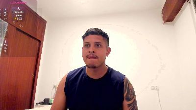 JohanSmith__ — Cam4 stream photo (Jun 2026)