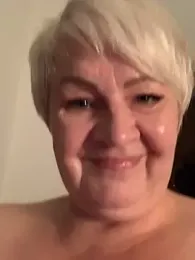 Laura_Millf — Stripchat stream photo (May 2025)
