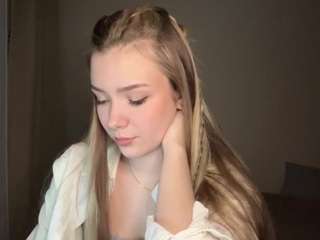 isabellanovak — Camsoda stream photo (Feb 2026)