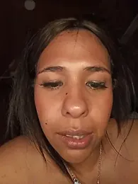 Ivon_C — Stripchat stream photo (Aug 2026)