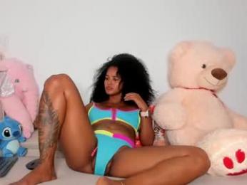 curly_sweett — Chaturbate stream photo (Apr 2026)