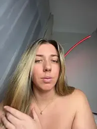 Aussielulu — Stripchat stream photo (May 2026)