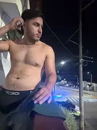 noahstevenss — Stripchat stream photo (Aug 2026)