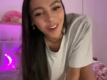 keirasworld — Chaturbate recorded stream image, 19.05.2025 00:00