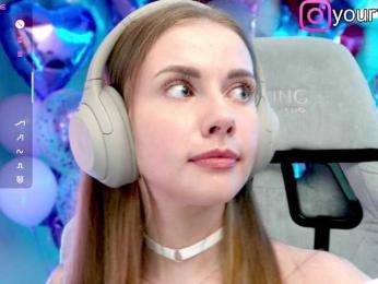 VikkiExtraCheese — Bongacams recorded stream image, 19.05.2025 17:50