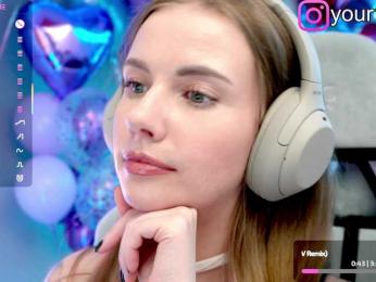 VikkiExtraCheese — Bongacams recorded stream image, 19.05.2025 17:50