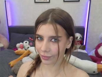 dolly-ll — Bongacams recorded stream image, 20.05.2025 13:30