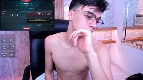 Gerony_ — Stripchat recorded stream image, 21.05.2025 05:20