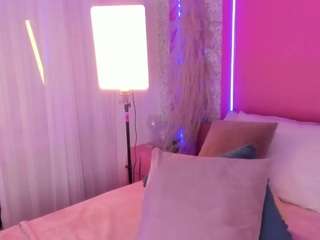 emyliesander — Camsoda recorded stream image, 21.05.2025 12:00