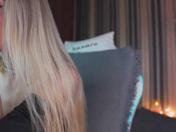misstics_ — Bongacams recorded stream image, 21.05.2025 23:20
