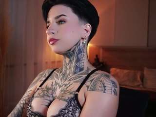 alicee-love — Camsoda recorded stream image, 22.05.2025 05:00