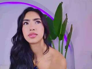 kali-hill — Camsoda recorded stream image, 22.05.2025 08:00