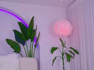 kali-hill — Camsoda recorded stream image, 22.05.2025 08:00