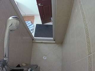 voyeurcam-baileybase-shower — Camsoda recorded stream image, 17.05.2025 17:00