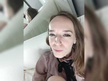 A_R_T_A — Bongacams recorded stream image, 22.05.2025 22:20