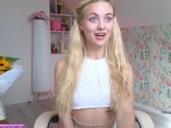 brilliantvictoria — Chaturbate recorded stream screenshot (23 May 2025)