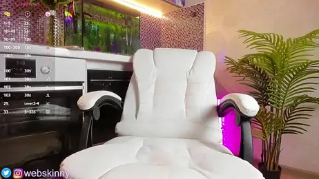 Top_Skinny — Stripchat recorded stream image, 23.05.2025 01:40