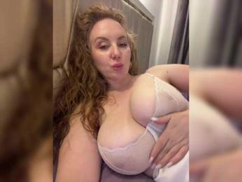 cherryygirl — Bongacams recorded stream image, 23.05.2025 07:50
