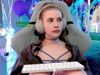 VikkiExtraCheese — Bongacams recorded stream image, 23.05.2025 20:50