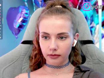 VikkiExtraCheese — Bongacams recorded stream image, 23.05.2025 20:50