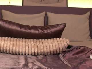 ellediane — Camsoda recorded stream image, 08.02.2025 23:30