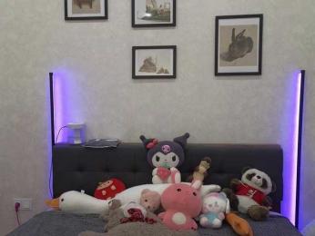 dolly-ll — Bongacams recorded stream image, 24.05.2025 13:20