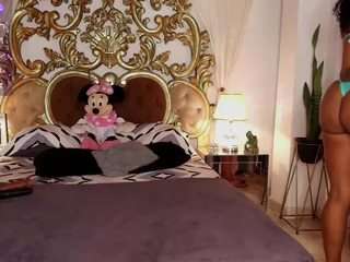 vannesahills — Camsoda recorded stream image, 24.05.2025 22:40