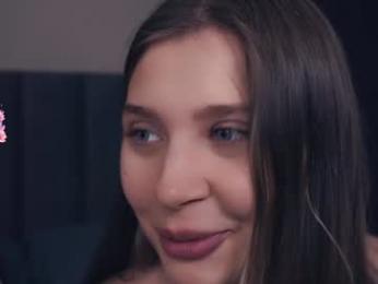 vivid_girls — Chaturbate recorded stream image, 25.05.2025 06:20