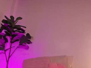 nicoleriveraa — Camsoda recorded stream image, 25.05.2025 14:10