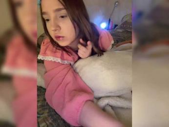 LittleDelora — Bongacams recorded stream screenshot (25 May 2025)