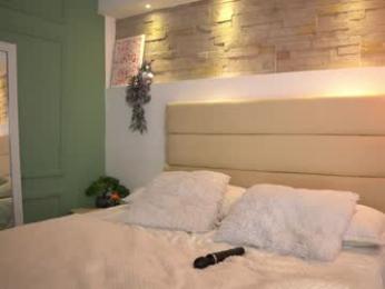 ashley_jones9 — Chaturbate recorded stream image, 26.05.2025 00:40