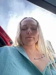 Bondgirl_013 — Stripchat recorded stream image, 26.05.2025 10:20