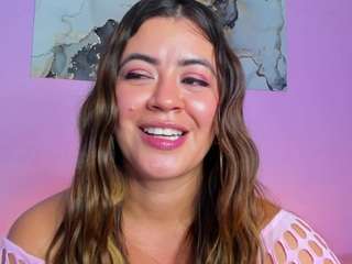 alejamoore — Camsoda recorded stream image, 26.05.2025 17:00