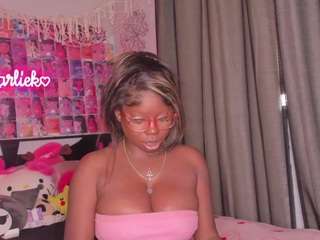 karliekayozz — Camsoda recorded stream image, 26.05.2025 22:00