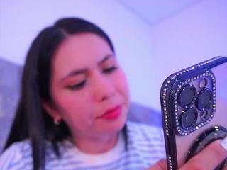 lara-giraldo — Camsoda recorded stream image, 27.05.2025 02:10