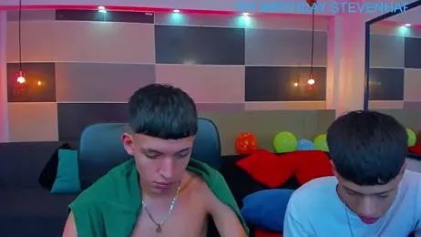 Juan_Nd_Steven — Stripchat recorded stream image, 27.05.2025 03:00