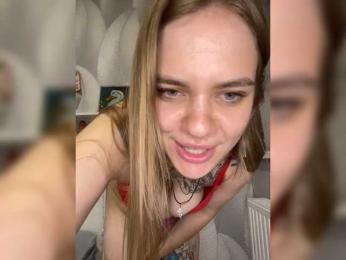 -Tiki-Riki- — Bongacams recorded stream image, 27.05.2025 20:10