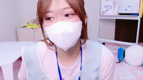 NA-KAREN-V8 — Stripchat recorded stream image, 28.05.2025 11:30