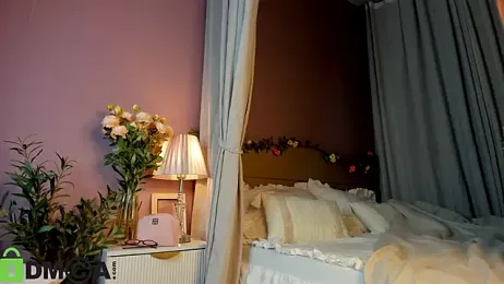 Dearly_Emily — Stripchat recorded stream image, 28.05.2025 08:20