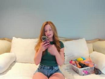 eatmygingersnapps — Chaturbate recorded stream image, 28.05.2025 14:20