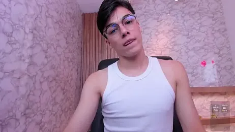 Gerony_ — Stripchat recorded stream image, 29.05.2025 05:00