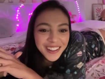 keirasworld — Chaturbate recorded stream image, 30.05.2025 00:00